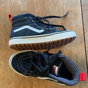 Vans MTE Youth kids size 3